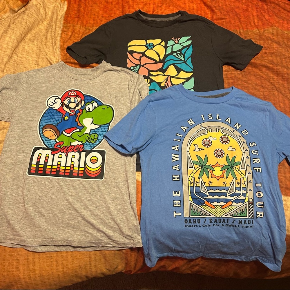 Pack of 3: NintendoMario Kids Graphic Tee + Black & Blue Old Navy Tees